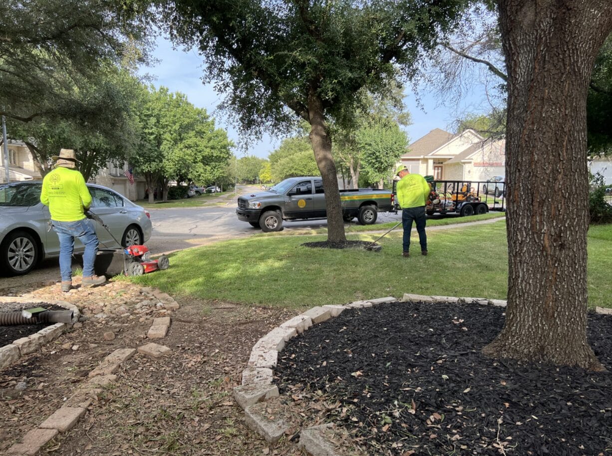 lawn maintenance in austin texas