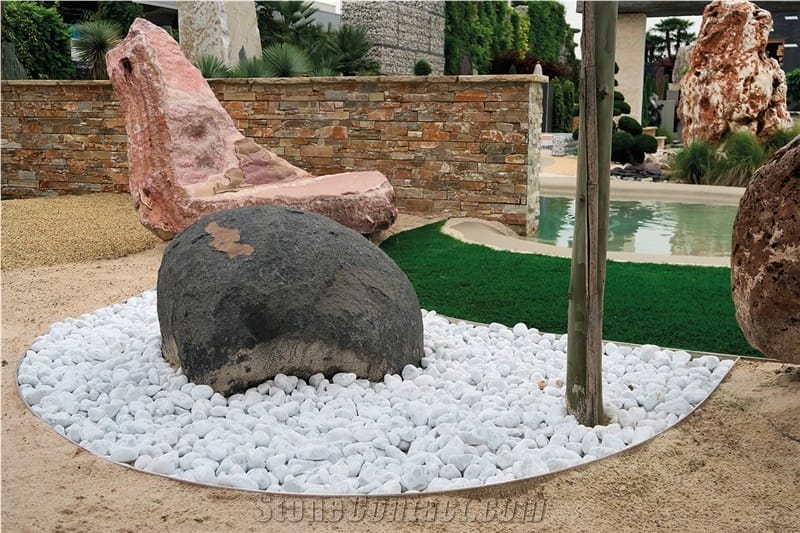 tumbled-pebbles-garden-design-