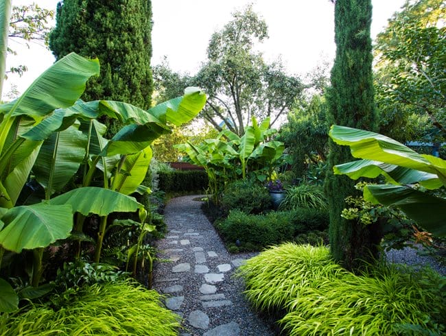 gravel path stone path lillyvilla gardens 10892