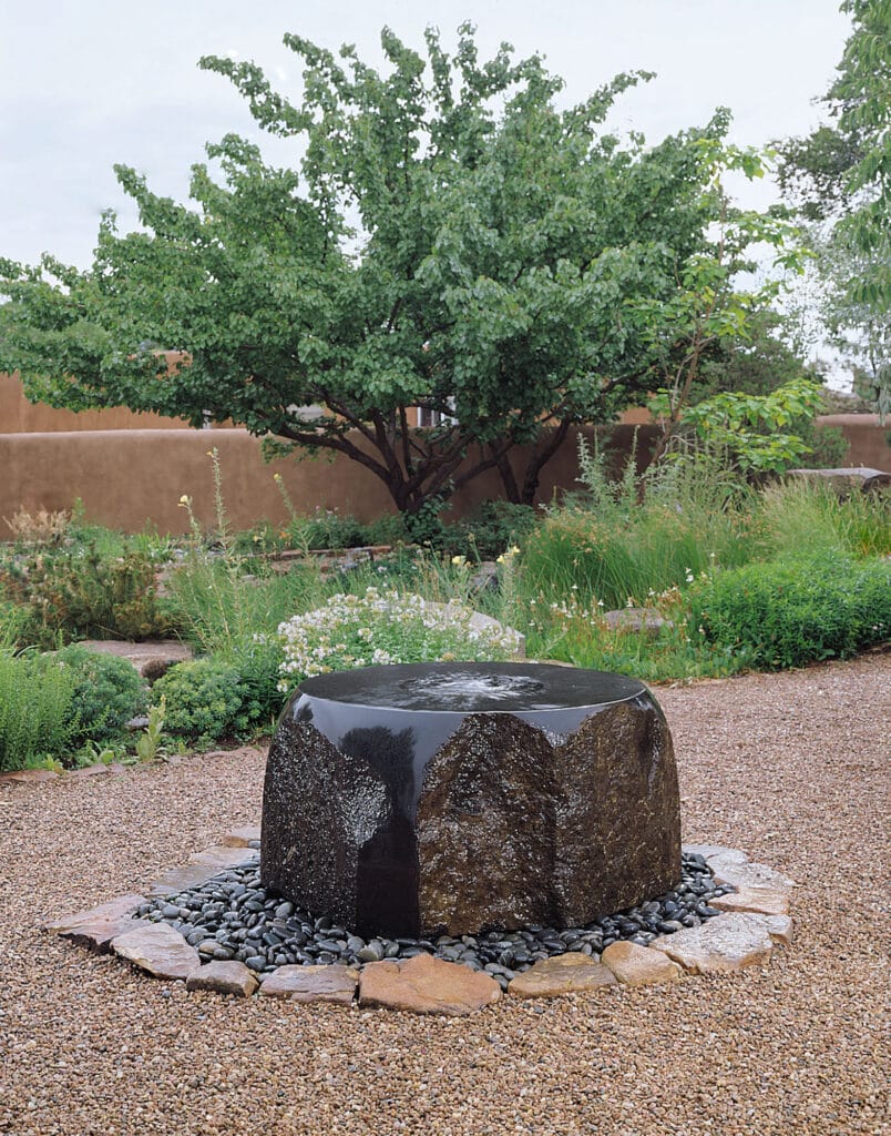 maru fountain granite by stone forest. photo by david hoptman