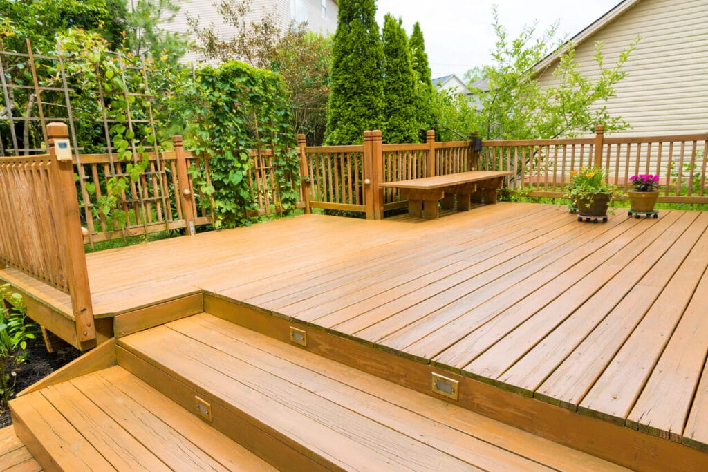 tipos de decks de madera para jardines